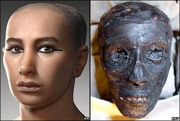 tvár mladého Tutanchamona a jeho múmia
