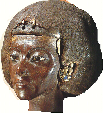 kráľovná Teje, stará mama Tutanchamona